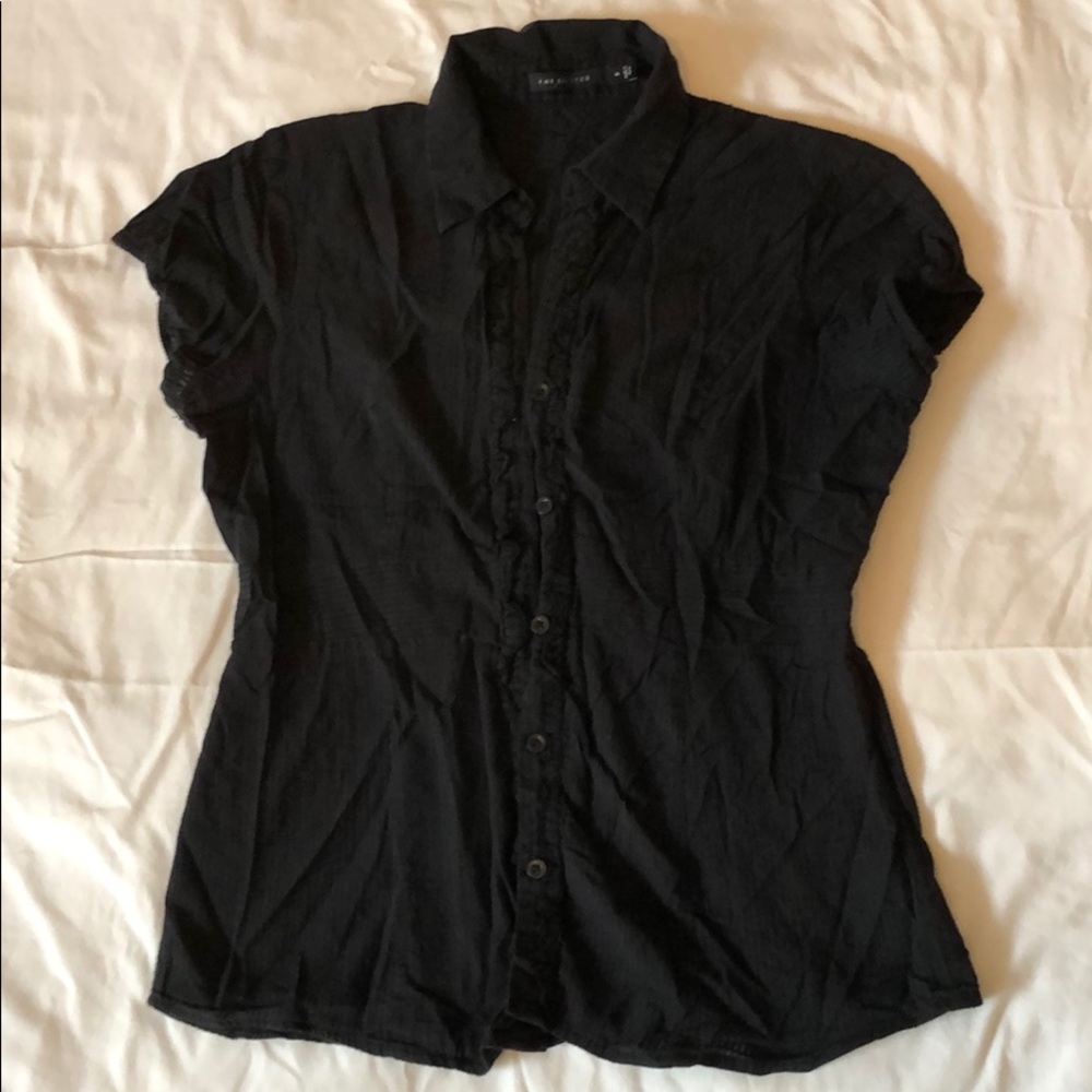 The Limited Sleeveless blouse